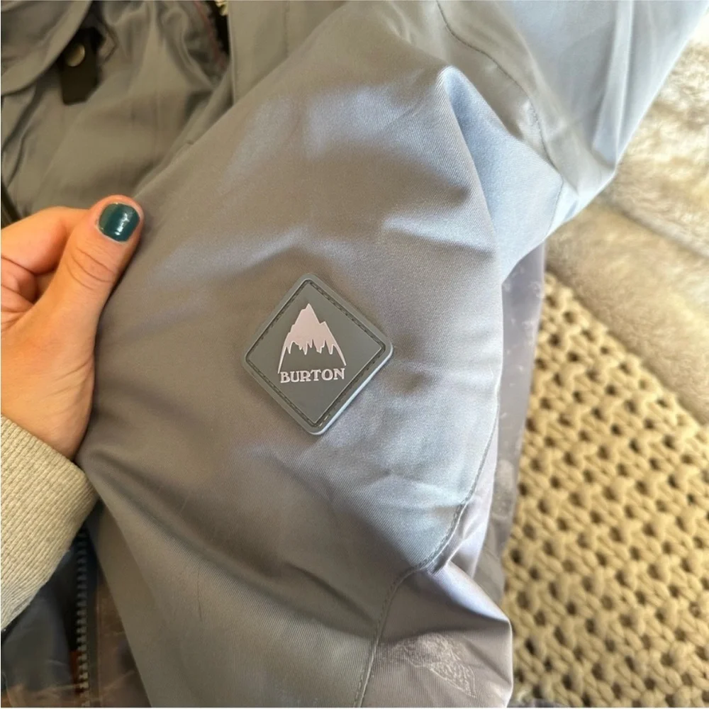 Women’s Burton Lelah Snowboarding Jacket - Picture 12 of 13